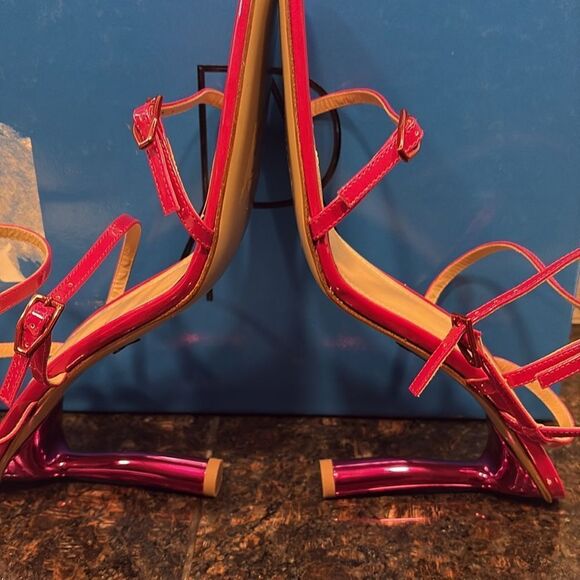 Paul Andrew Slinky Strappy Leather Sandals New in box/dust bag $895 - Picture 11 of 12